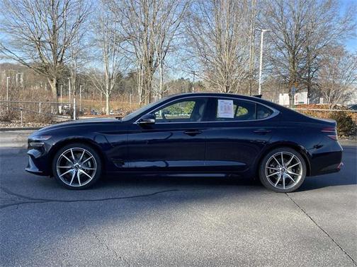 2023 Genesis G70 2.0T RWD