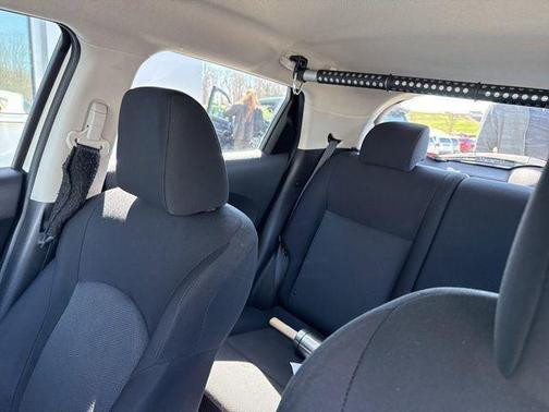 Pearl White 2013 Nissan Juke S