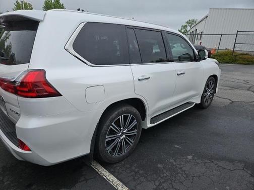2021 Lexus LX 570 Base