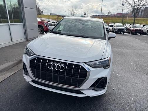2022 Audi Q3 45 S line Premium