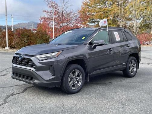 2024 Toyota RAV4 Hybrid LE