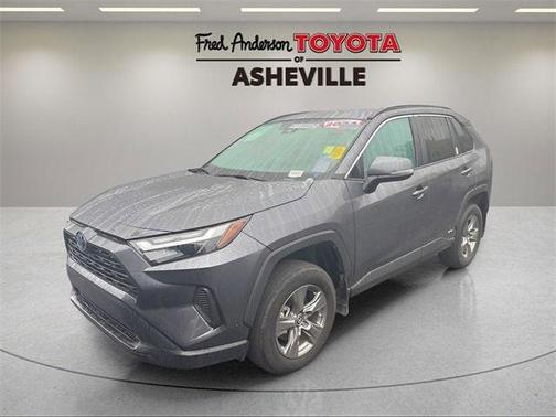 2024 Toyota RAV4 Hybrid LE