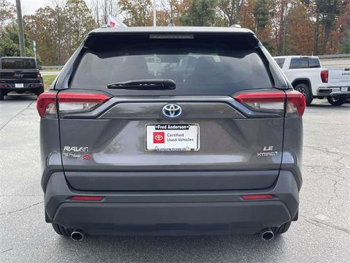 2024 Toyota RAV4 Hybrid LE