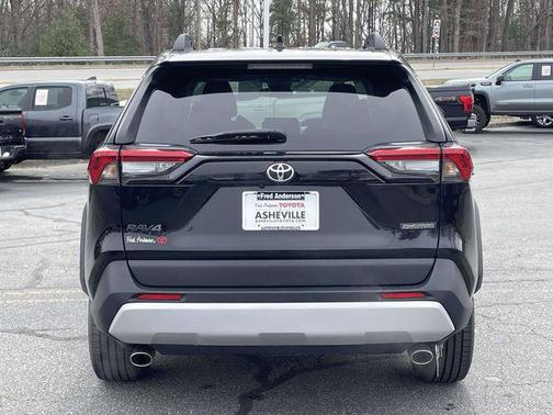 2024 Toyota RAV4 Adventure
