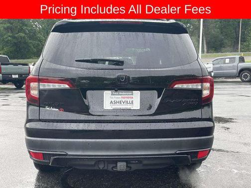 Crystal Black Pearl 2022 Honda Pilot AWD Black Edition