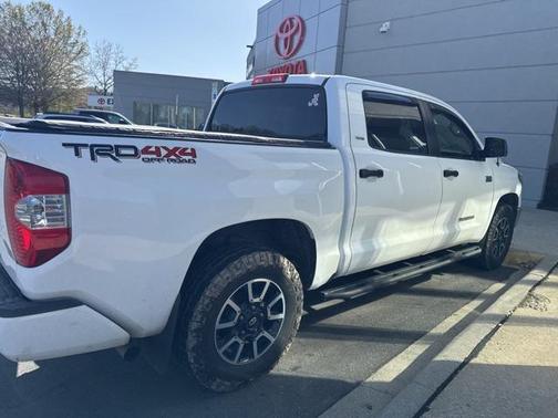 2019 Toyota Tundra SR5