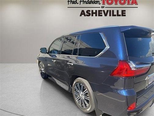 2020 Lexus LX 570 Three-Row