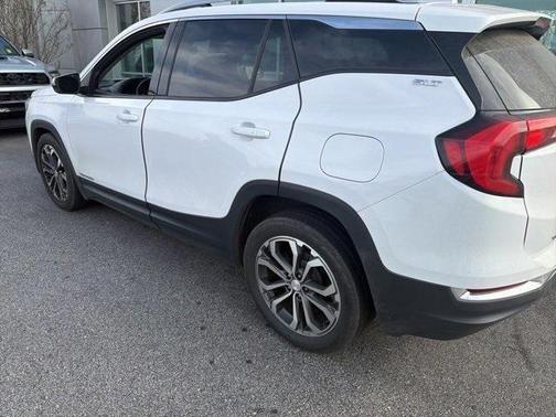 2021 GMC Terrain SLT