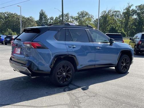 2023 Toyota RAV4 Hybrid SE