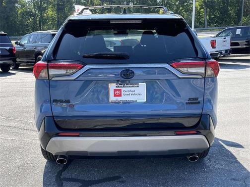 2023 Toyota RAV4 Hybrid SE