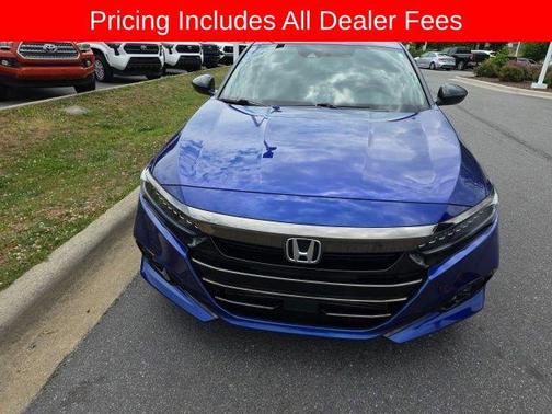 Still Night Pearl 2022 Honda Accord Sport 1.5T