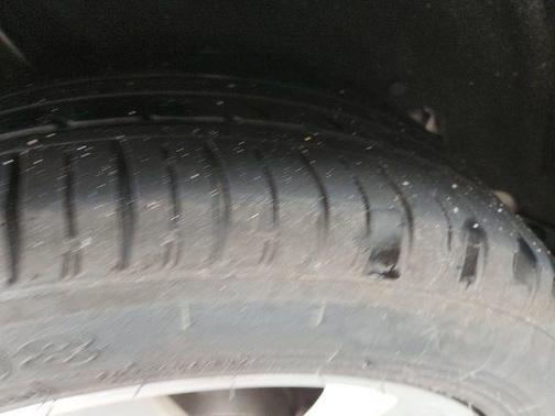 Platinum White Pearl 2019 Honda HR-V EX