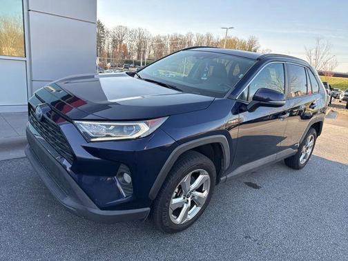 2021 Toyota RAV4 Hybrid XLE Premium