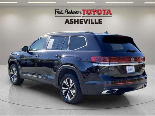 2024 Volkswagen Atlas 2.0T SE