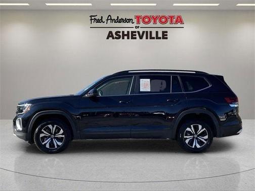 2024 Volkswagen Atlas 2.0T SE