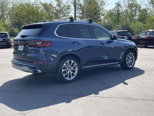 Phytonic Blue Metallic 2022 BMW X5 PHEV xDrive45e