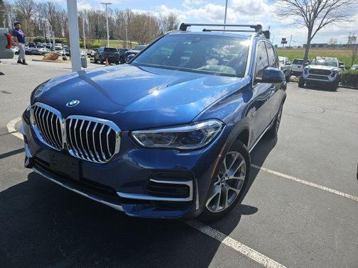 Phytonic Blue Metallic 2022 BMW X5 PHEV xDrive45e