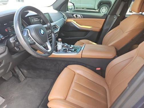 Phytonic Blue Metallic 2022 BMW X5 PHEV xDrive45e