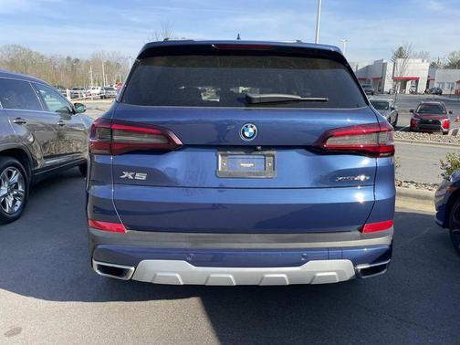 Phytonic Blue Metallic 2022 BMW X5 PHEV xDrive45e