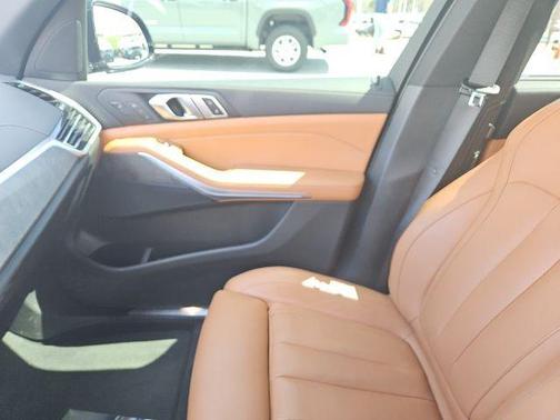 Phytonic Blue Metallic 2022 BMW X5 PHEV xDrive45e