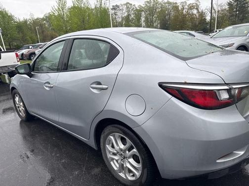 2017 Toyota Yaris iA Base