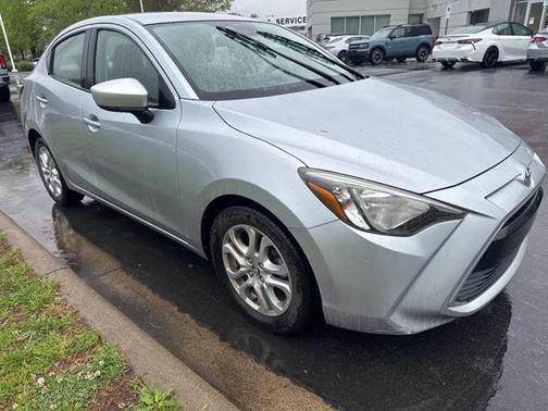 2017 Toyota Yaris iA Base