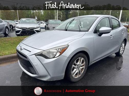 2017 Toyota Yaris iA Base