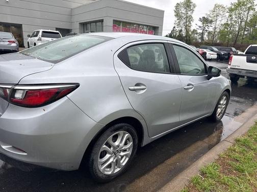 2017 Toyota Yaris iA Base