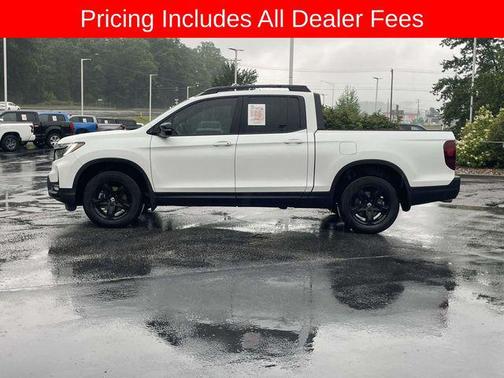 Platinum White Pearl 2021 Honda Ridgeline Black
