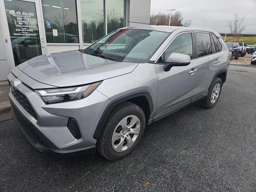2023 Toyota RAV4 LE