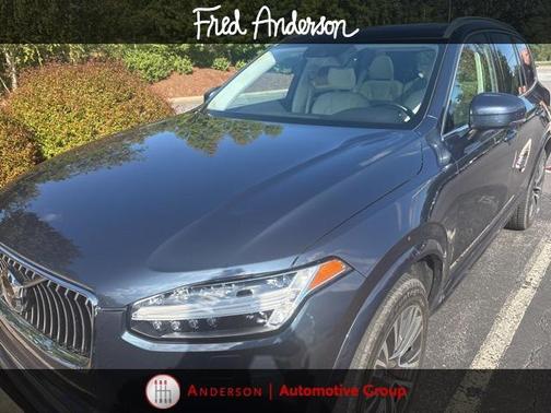 2021 Volvo XC90 T5 Momentum
