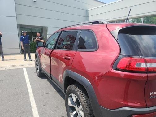 2017 Jeep Cherokee Trailhawk