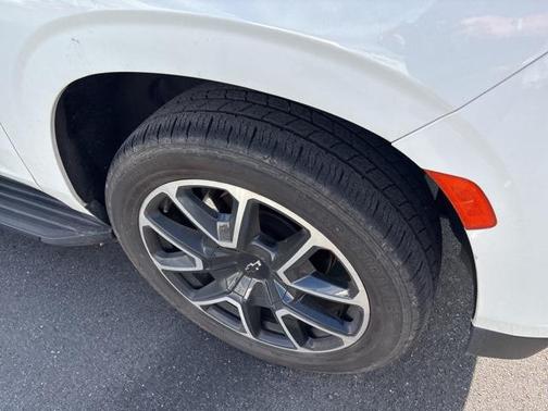 2022 Chevrolet Tahoe 4WD RST