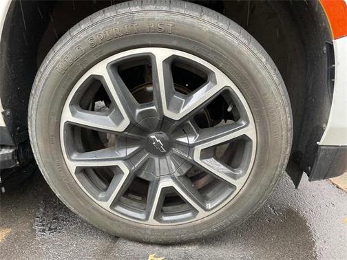 2022 Chevrolet Tahoe 4WD RST