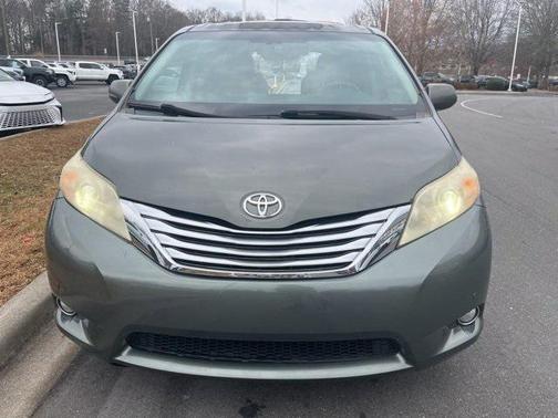 2012 Toyota Sienna Limited