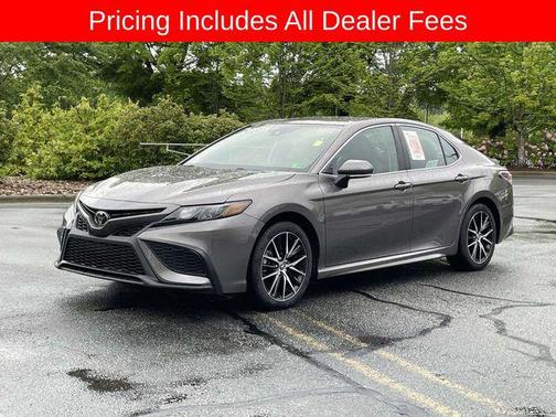 Predawn Gray Mica 2024 Toyota Camry SE