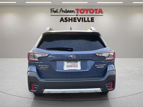 2022 Subaru Outback Touring