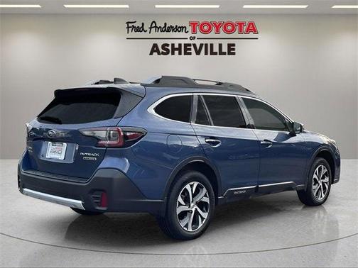 2022 Subaru Outback Touring