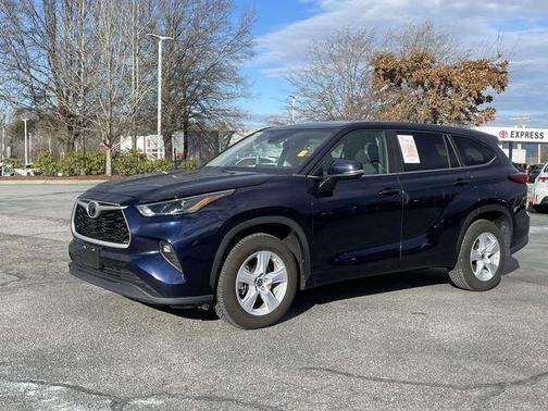 2023 Toyota Highlander LE