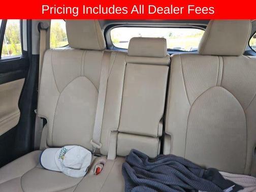 Wind Chill Pearl 2023 Toyota Highlander Limited