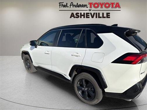 2019 Toyota RAV4 Hybrid SE