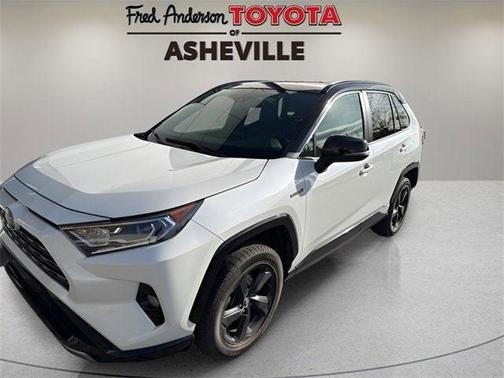 2019 Toyota RAV4 Hybrid SE
