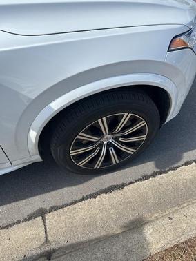 2023 Volvo XC90 B6 Core