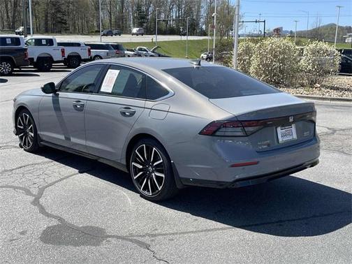 2024 Honda Accord Hybrid Touring