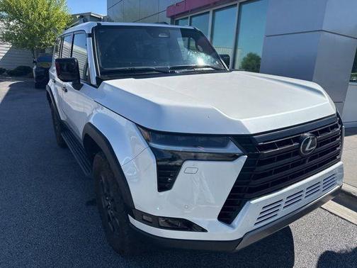 Eminent White Pearl 2024 Lexus GX 550 Overtrail+