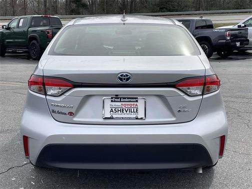 2025 Toyota Corolla Hybrid SE