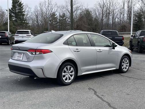 2025 Toyota Corolla Hybrid SE