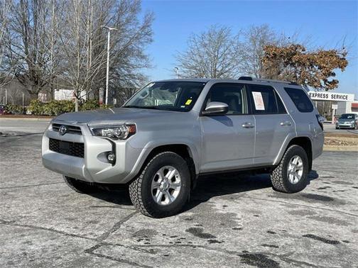 2024 Toyota 4Runner SR5