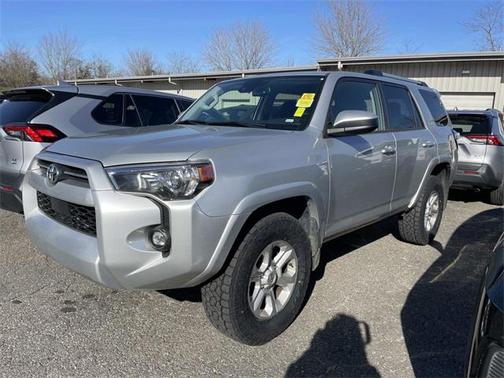 2024 Toyota 4Runner SR5
