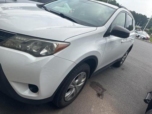 2013 Toyota RAV4 LE